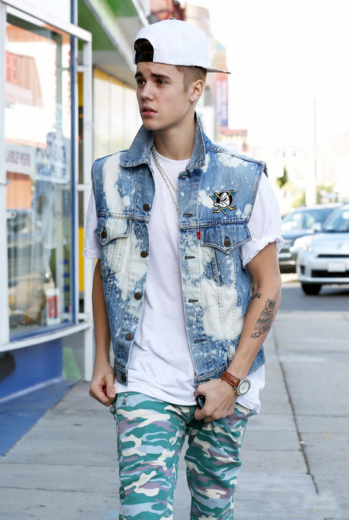 Justin Bieber spends time in Hollywood